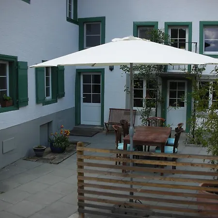 Rhyweg4 Guest house *